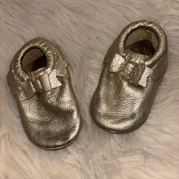 Freshly Picked Other - Freshly Picked Gold Moccasins Toddler Size 6 Play Condition